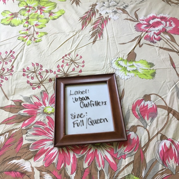 SOLD✖️Bright Floral Duvet Set - Picture 10 of 10